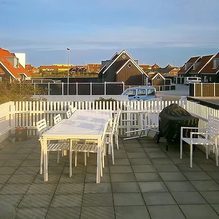 Holiday 596 With Terrace